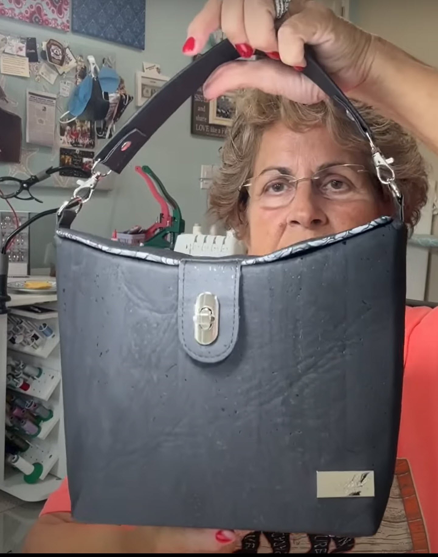 The Curved Handbag - Black Cork