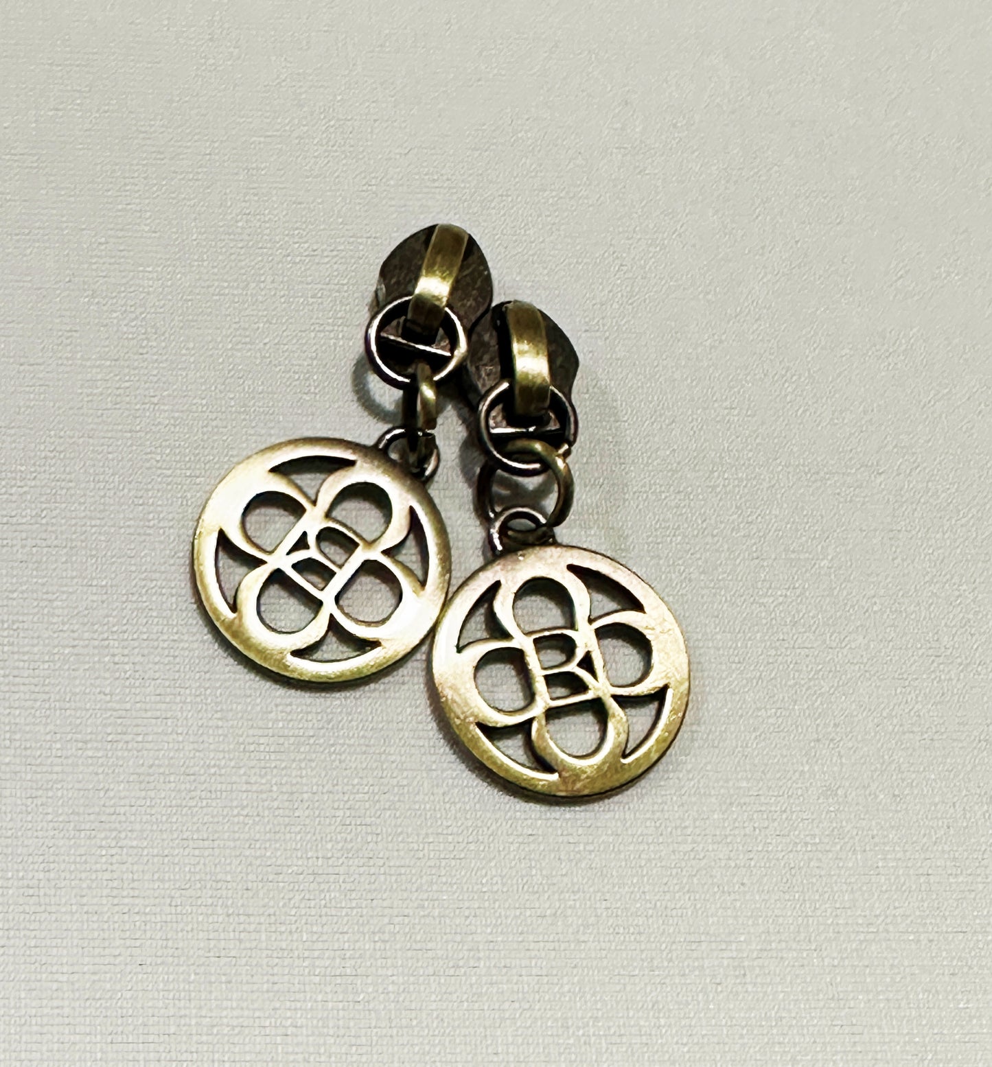 #5 Zipper Pull Petals Set of 4