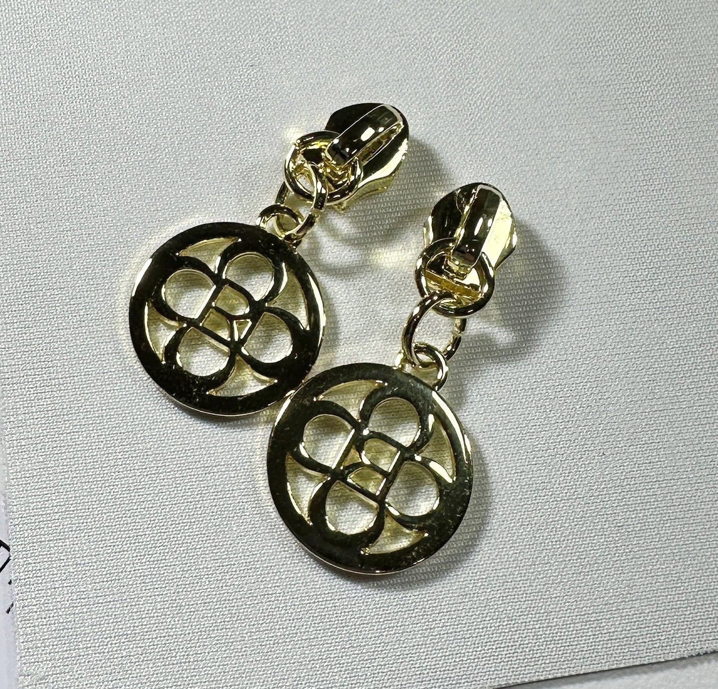 #5 Zipper Pull Petals Set of 4