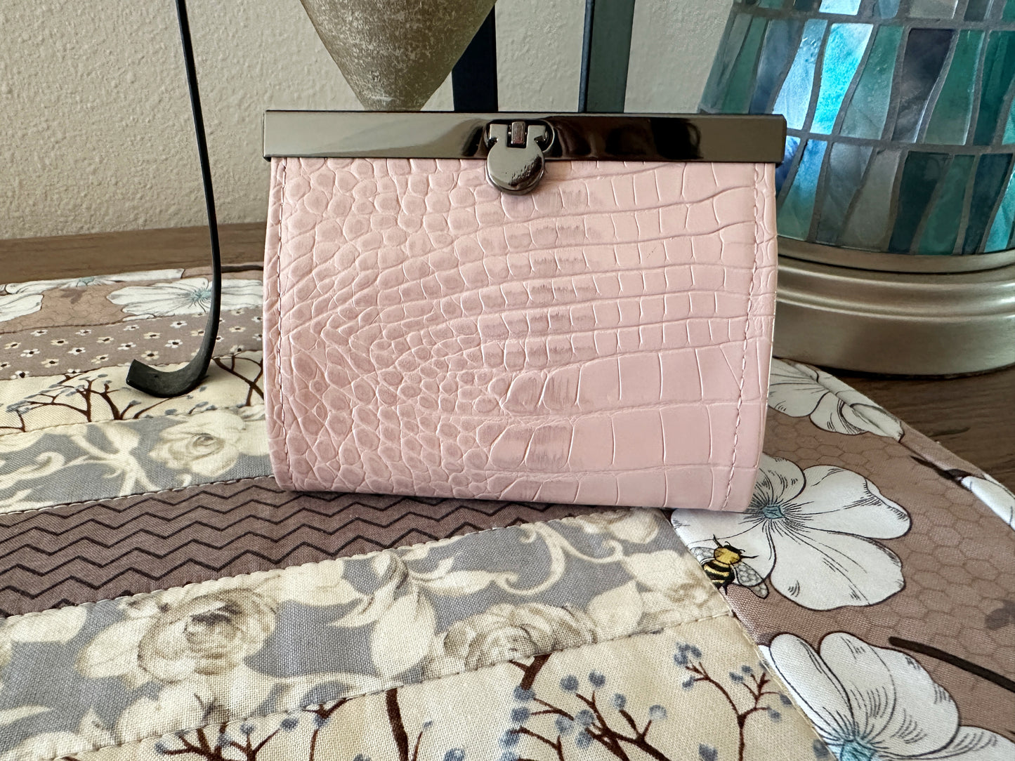 Wallet with Purse Bar Clasp/ Accordion