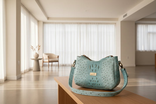 Annabelle Shoulder Bag in Leather