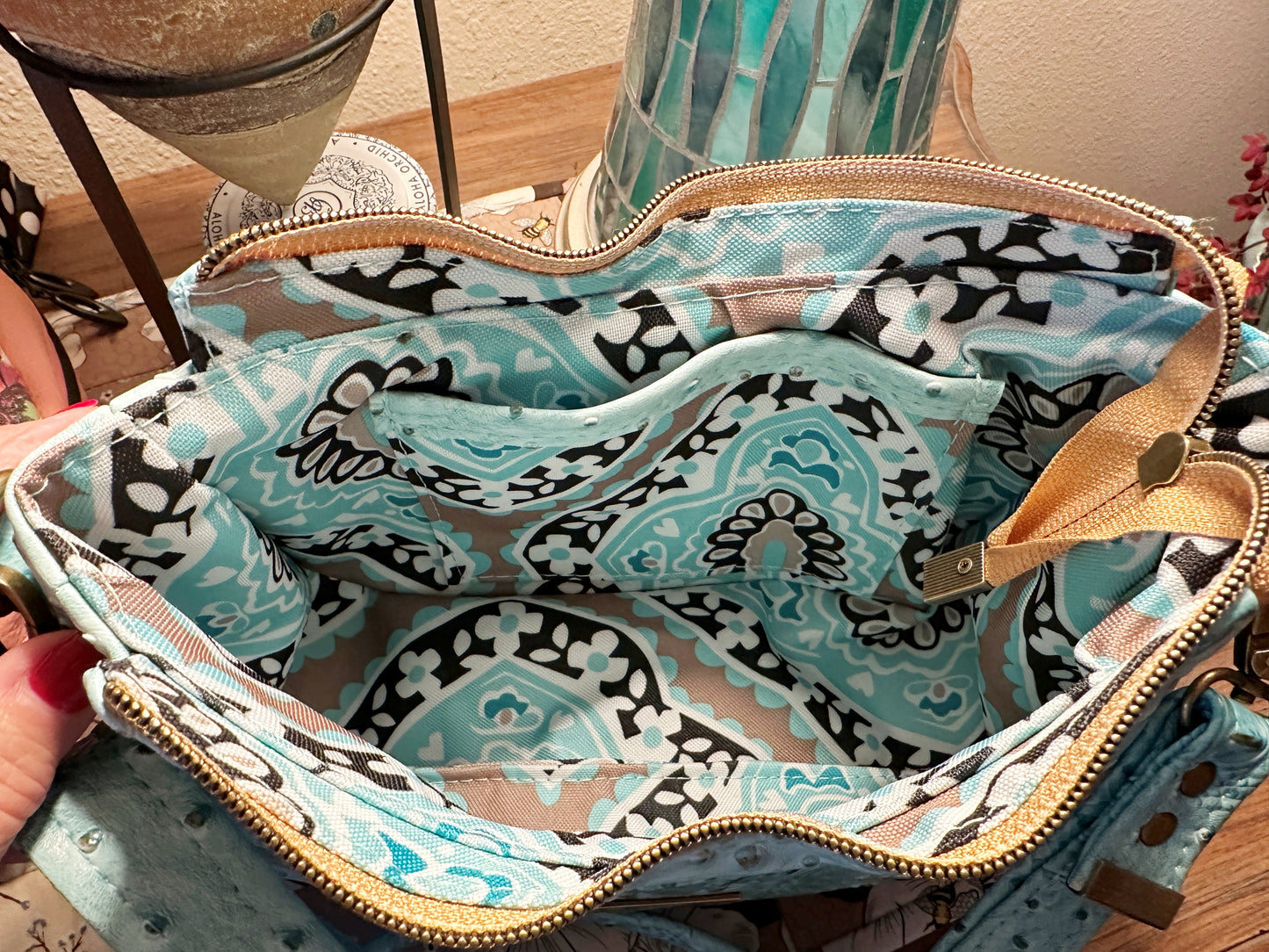 Annabelle Shoulder Bag in Leather