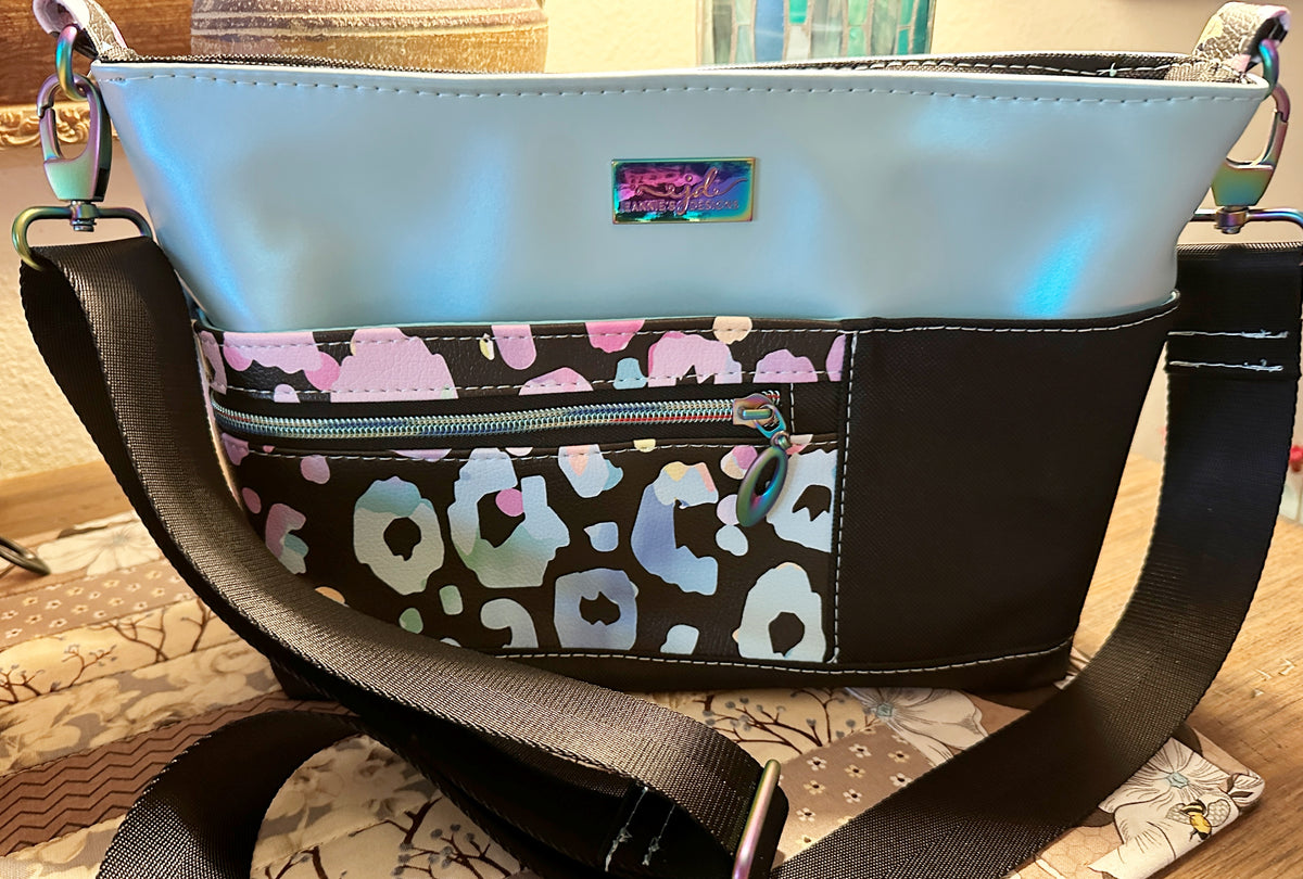 The Roadie a Road Tripster Tote Mini