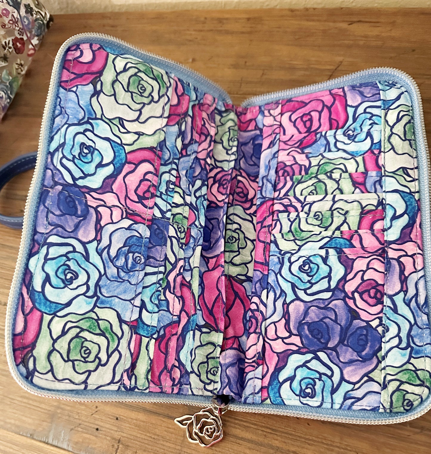 The Magnolia Wallet Organizer