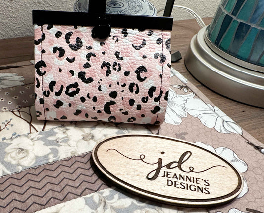 Wallet with Purse Bar Clasp/ Accordion