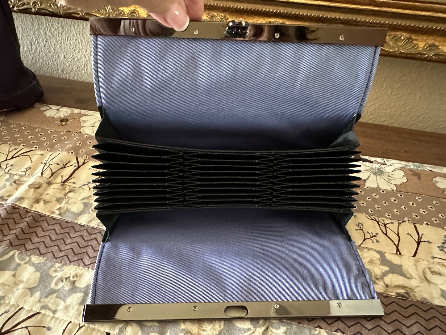Mega Accordion Wallet
