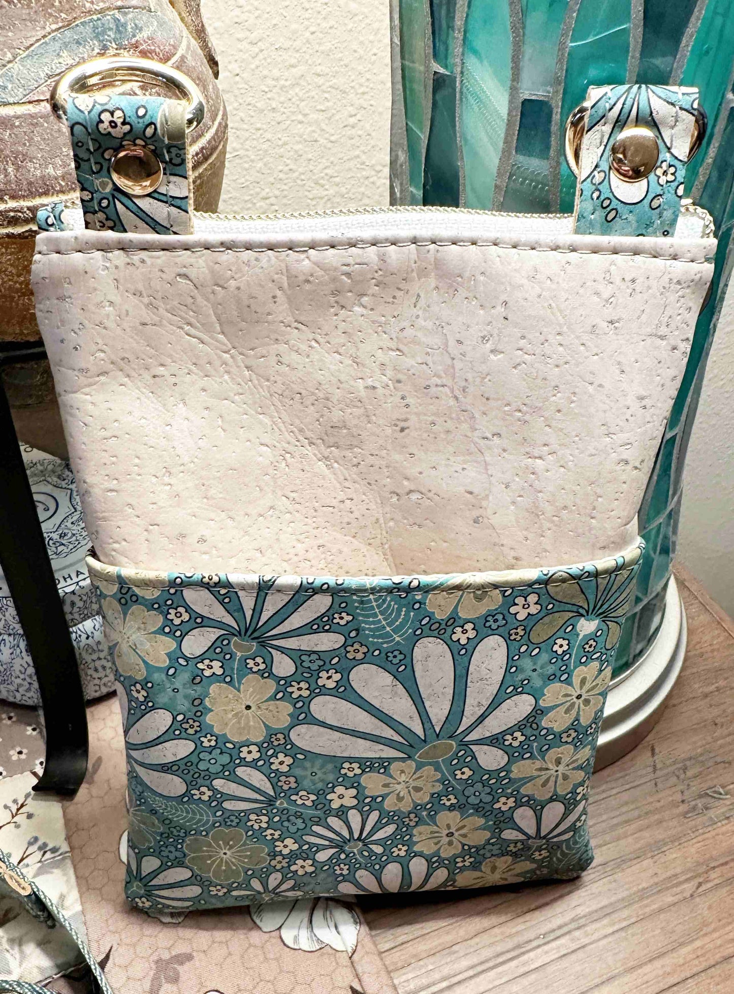 Cell Mate Crossbody