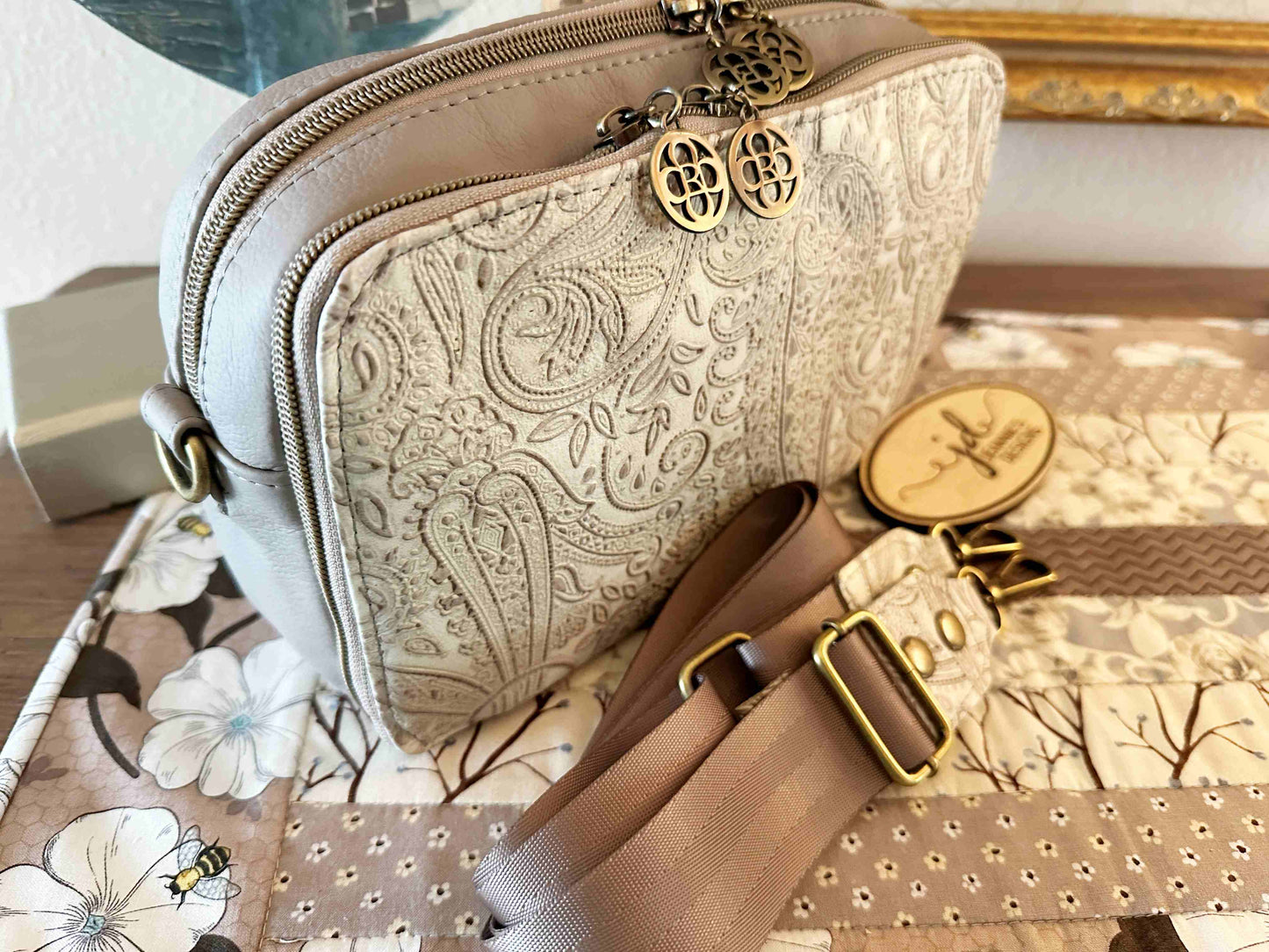 Everyday Crossbody Bag Leather