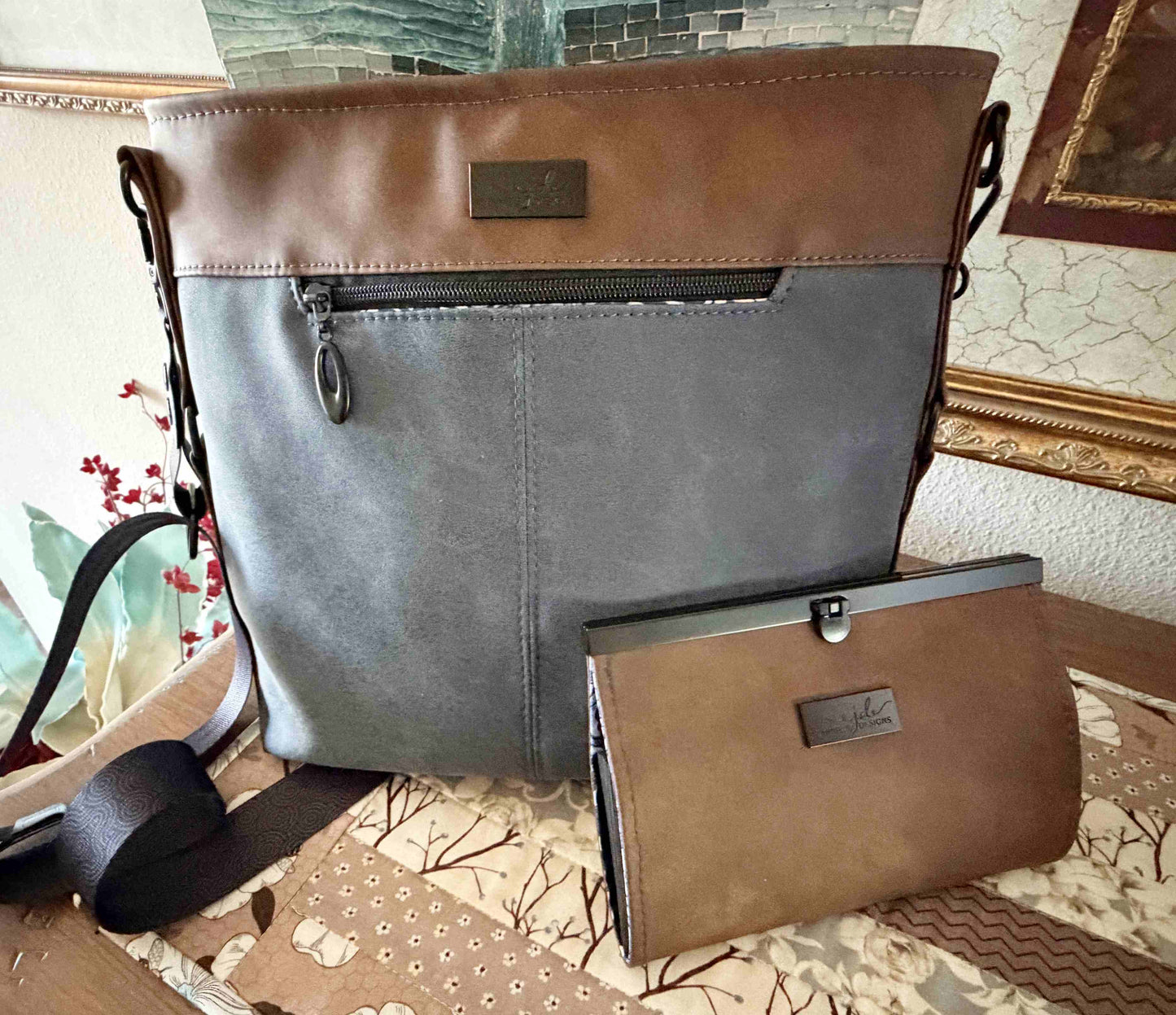 Harmonica Hobo Tote Bag