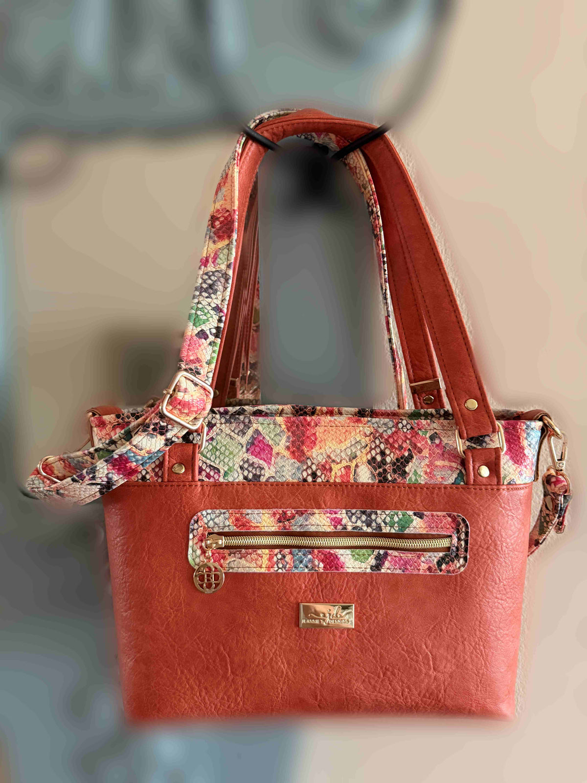 Jeanniebag Shoulder Bag