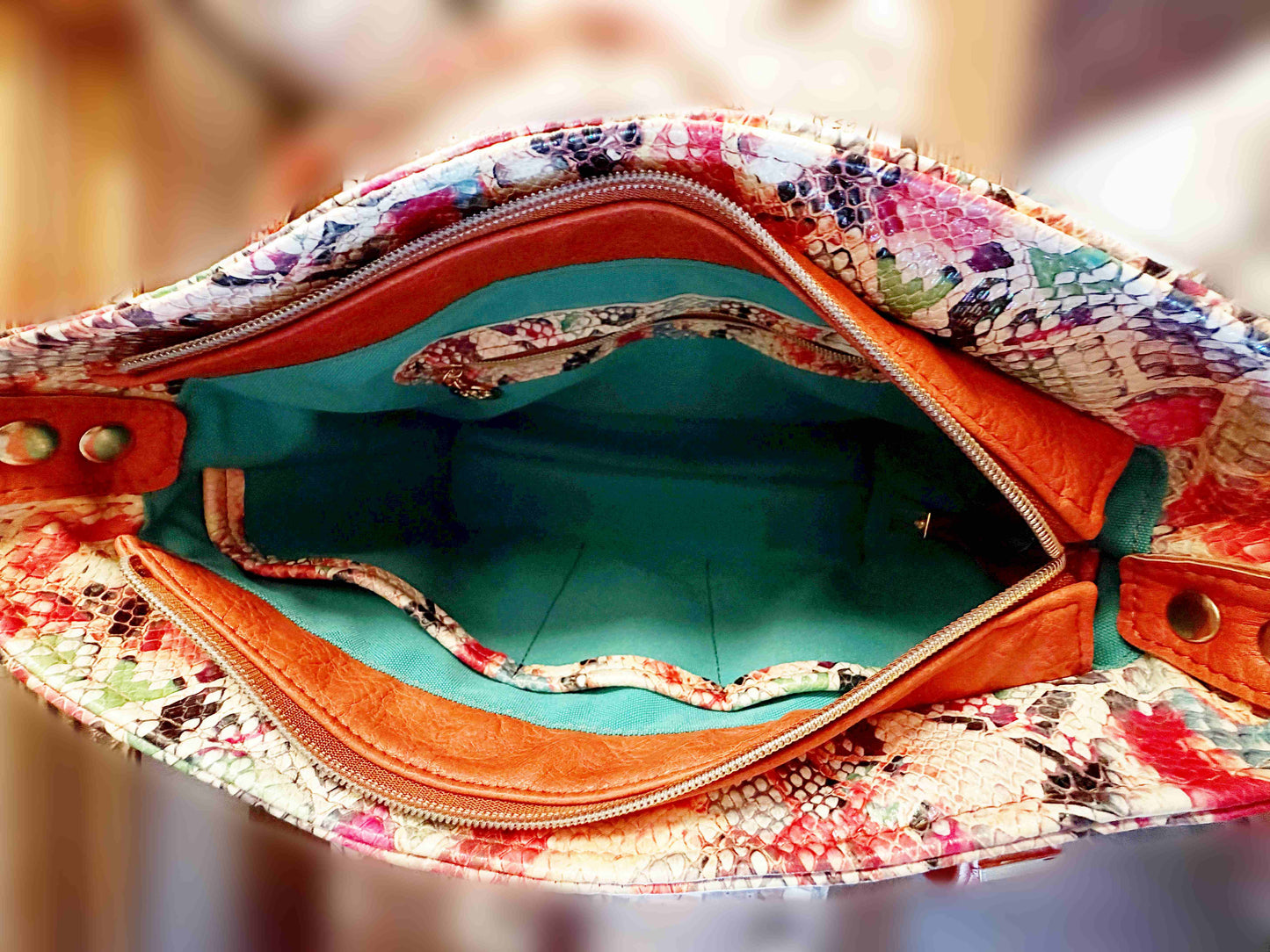 Jeanniebag Shoulder Bag