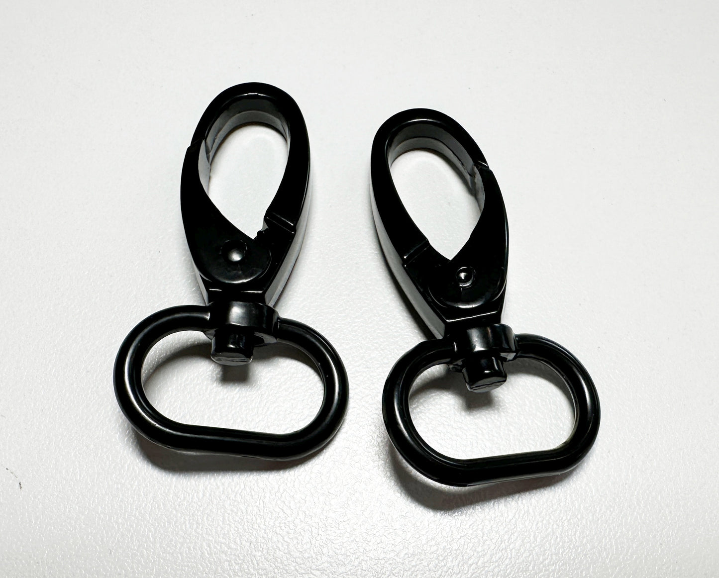 3/4" Swivel Snap Hooks Matte Black or Matte Rainbow Set of 2