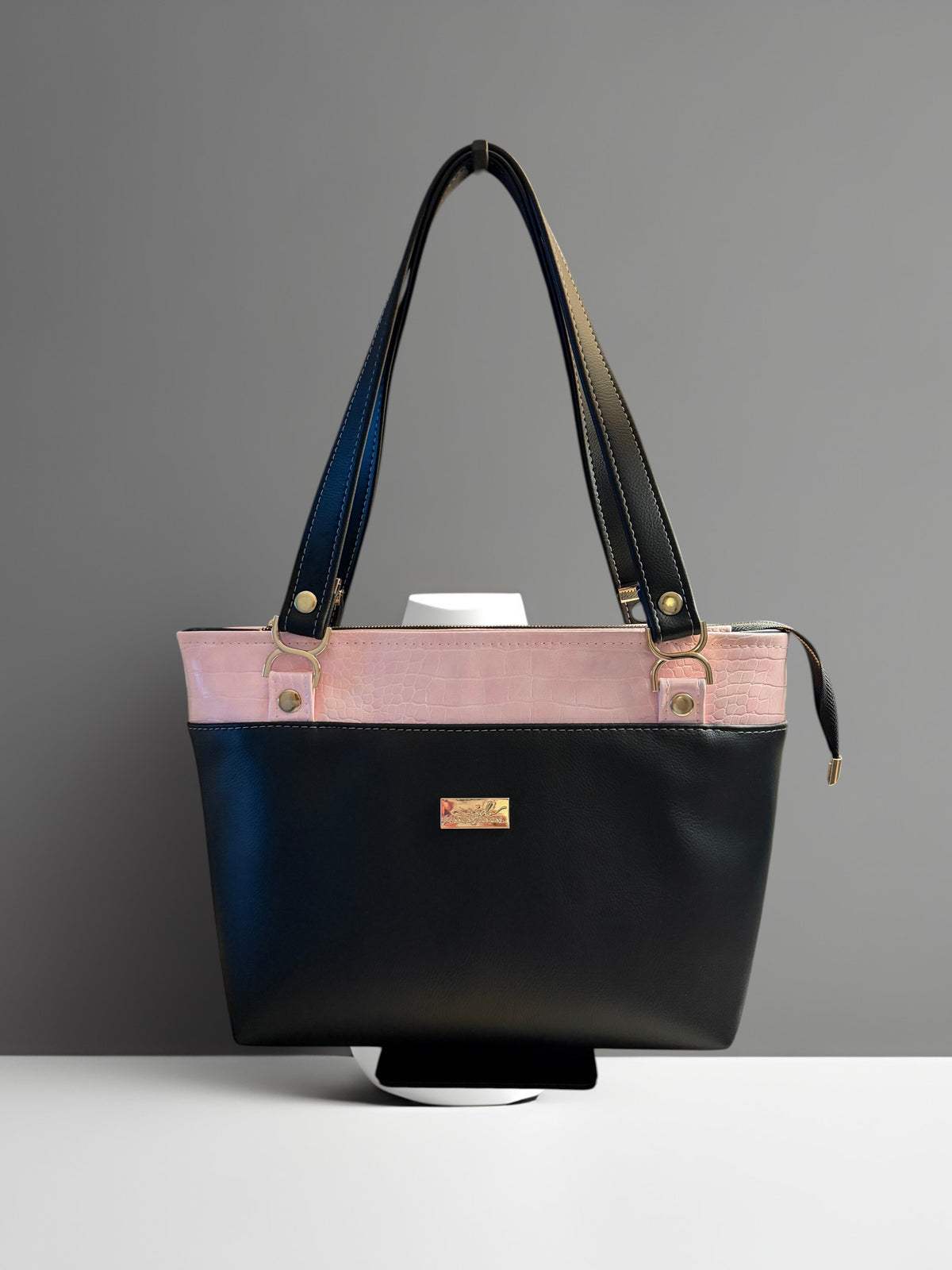 Jeanniebag Shoulder Bag