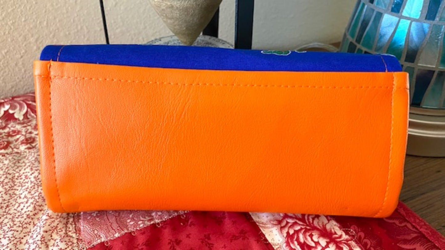 Necessary Clutch Wallet NCW Organizer Credit Cards Zippered Sports Teams Chiefs Gators