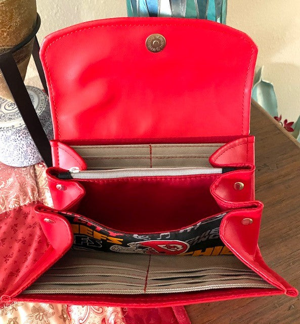 Necessary Clutch Wallet NCW Organizer Credit Cards Zippered Sports Teams Chiefs Gators