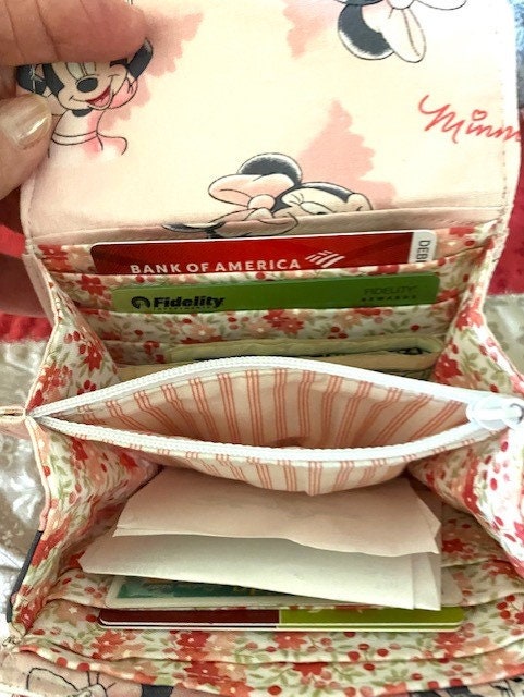 Ready to Ship Wallet Mini Credit Cards Zippered Minnie Mouse White Vinyl