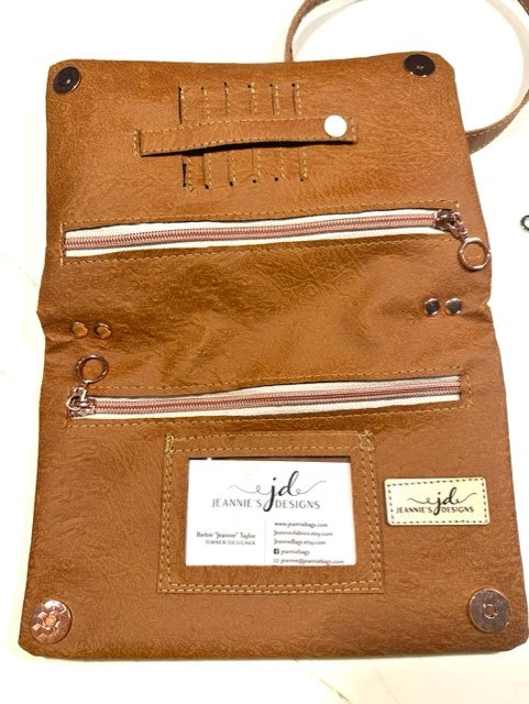 Bend and Snap Clutch