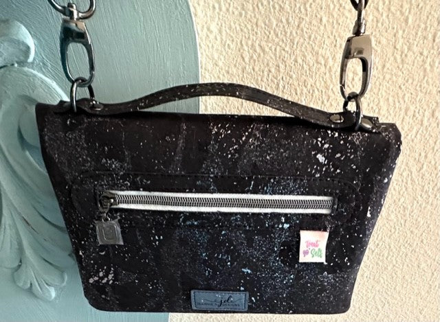 Bend and Snap Clutch