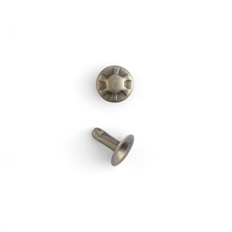 Vintage Rapid Rivets Medium or Large 10 pack
