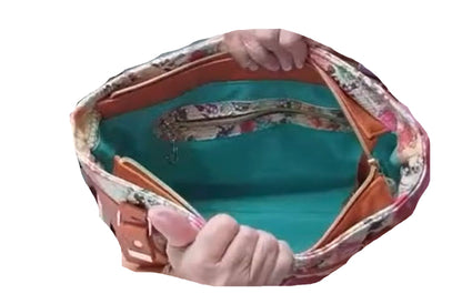 Jeanniebag Shoulder Bag