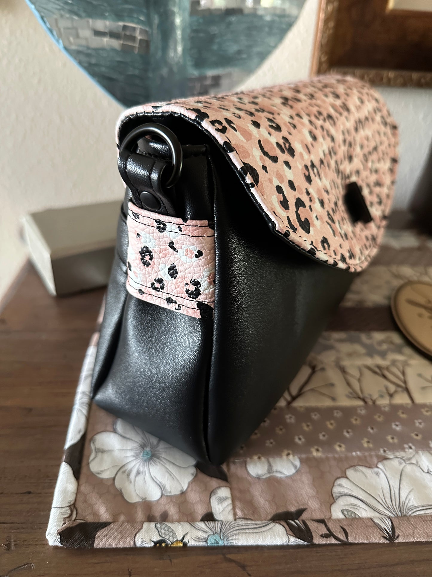 Makayla Crossbody Bag