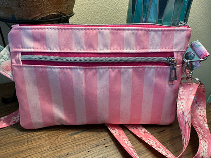 Nooga Convertible Hip Bag in Pink