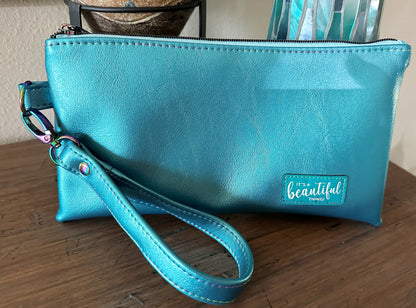 The Shazzy Wristlet Organizer