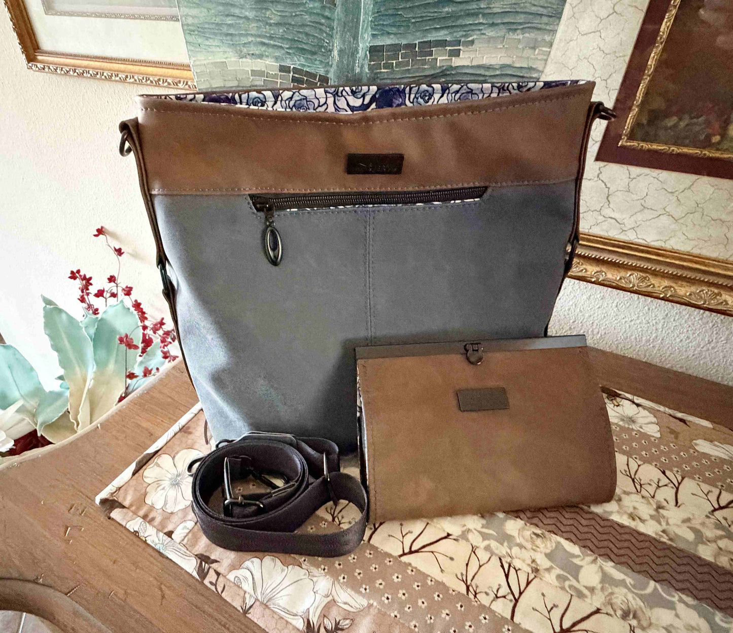 Harmonica Hobo Tote Bag