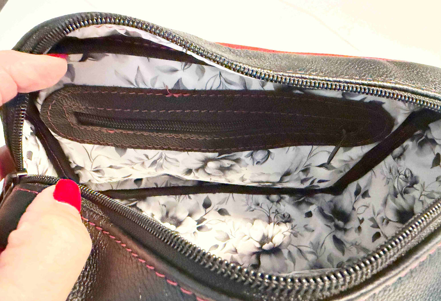 The Laverna Crossbody Bag