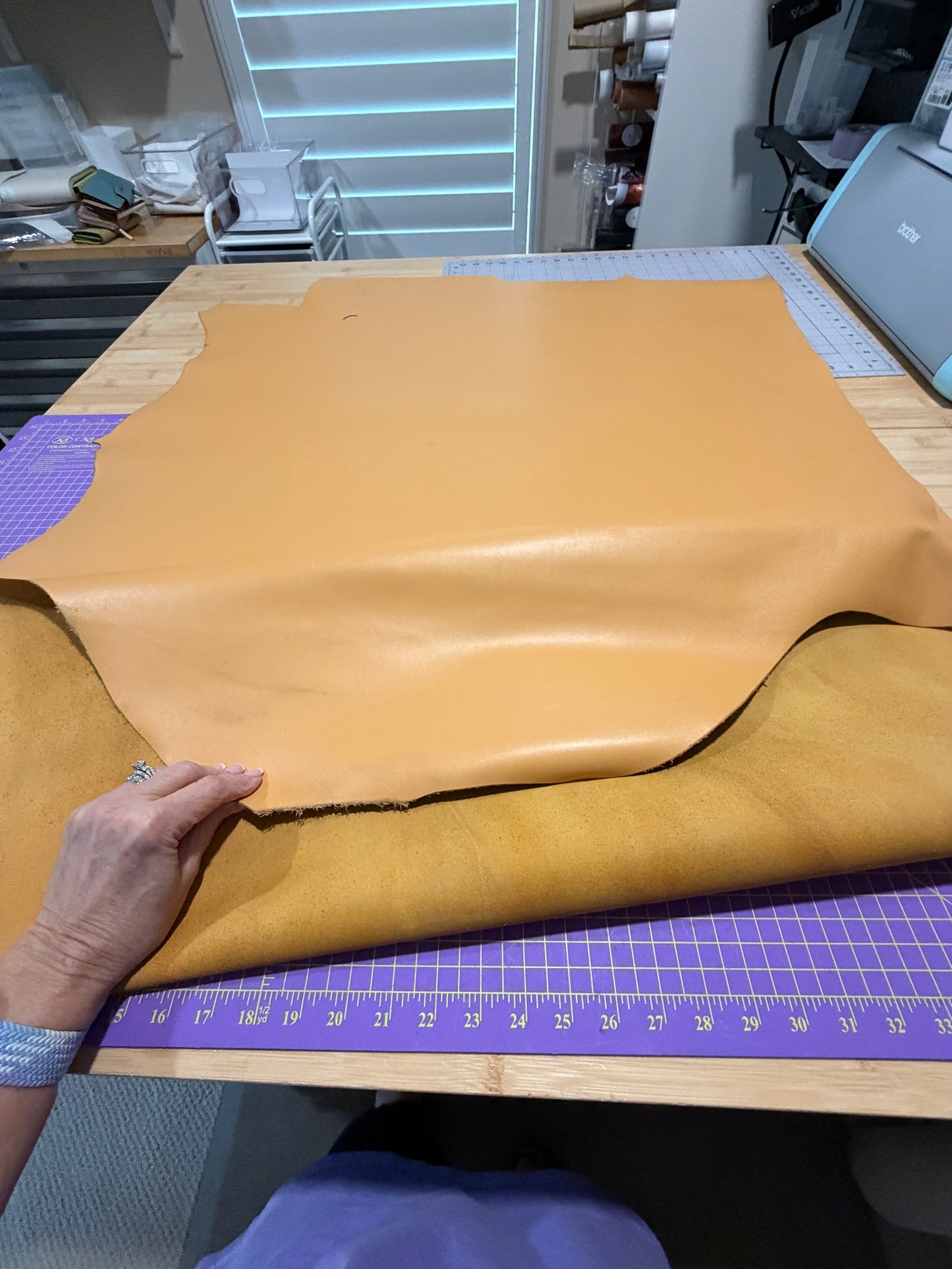 Leather Pumpkin Half Hide
