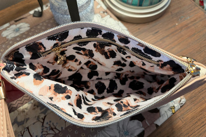 Neo Wristlet