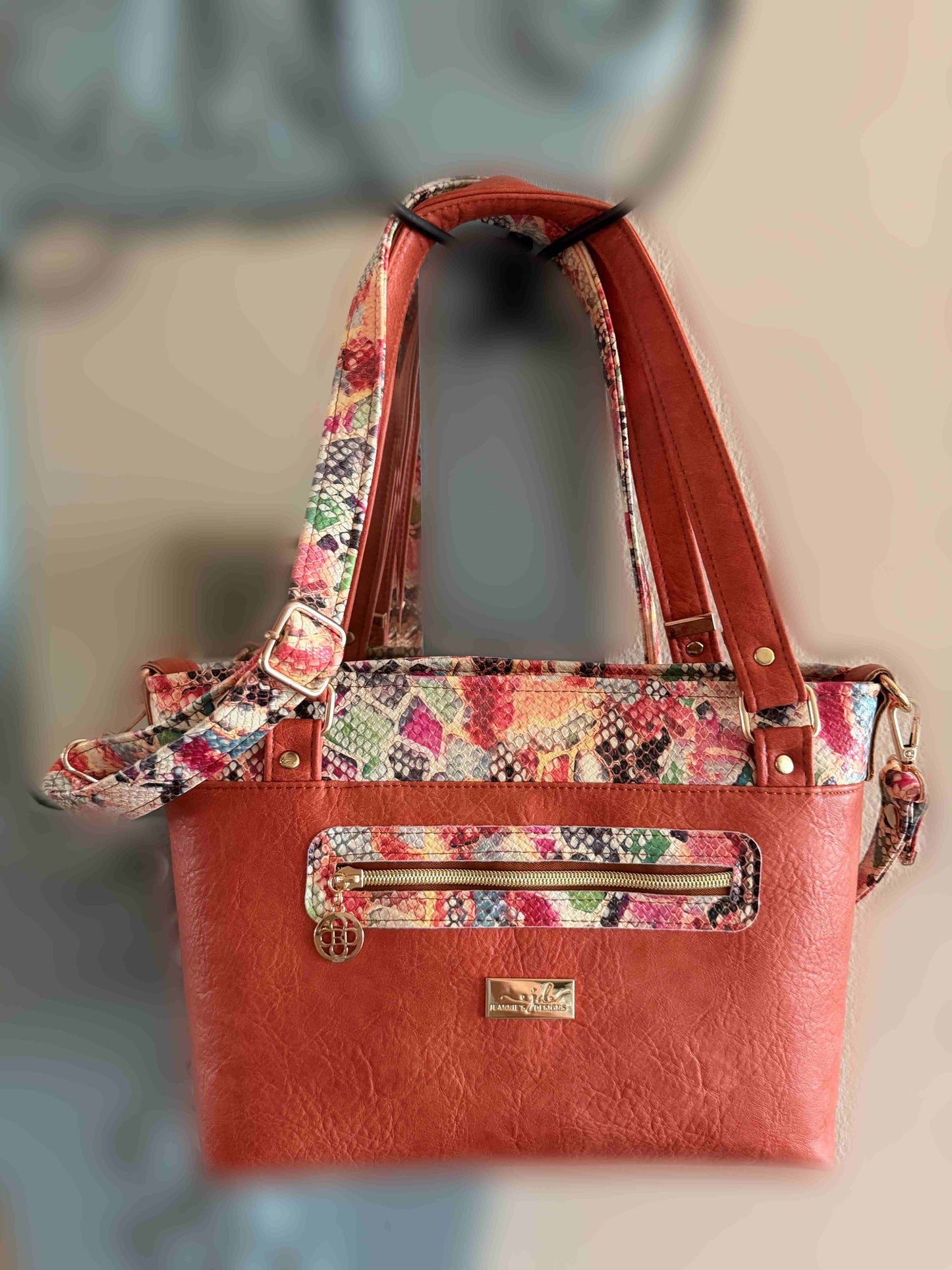 Jeanniebag Shoulder Bag