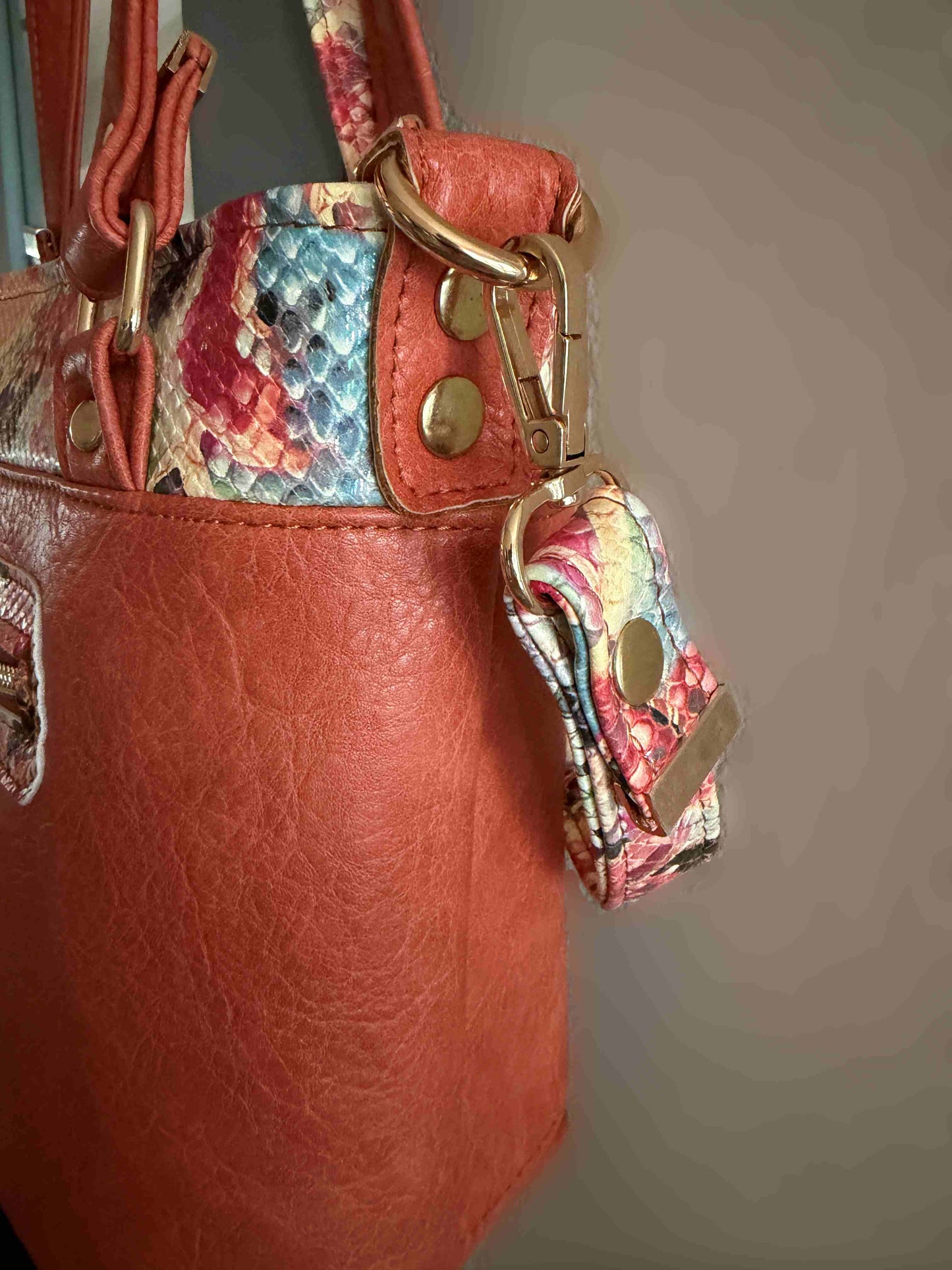 Jeanniebag Shoulder Bag