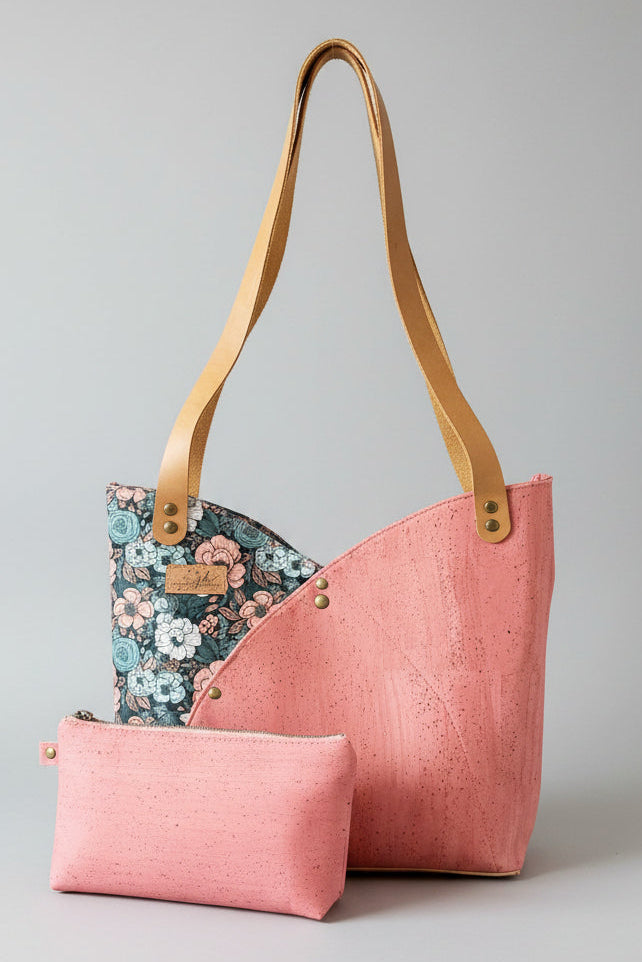 The Weekend Tote & Pouch