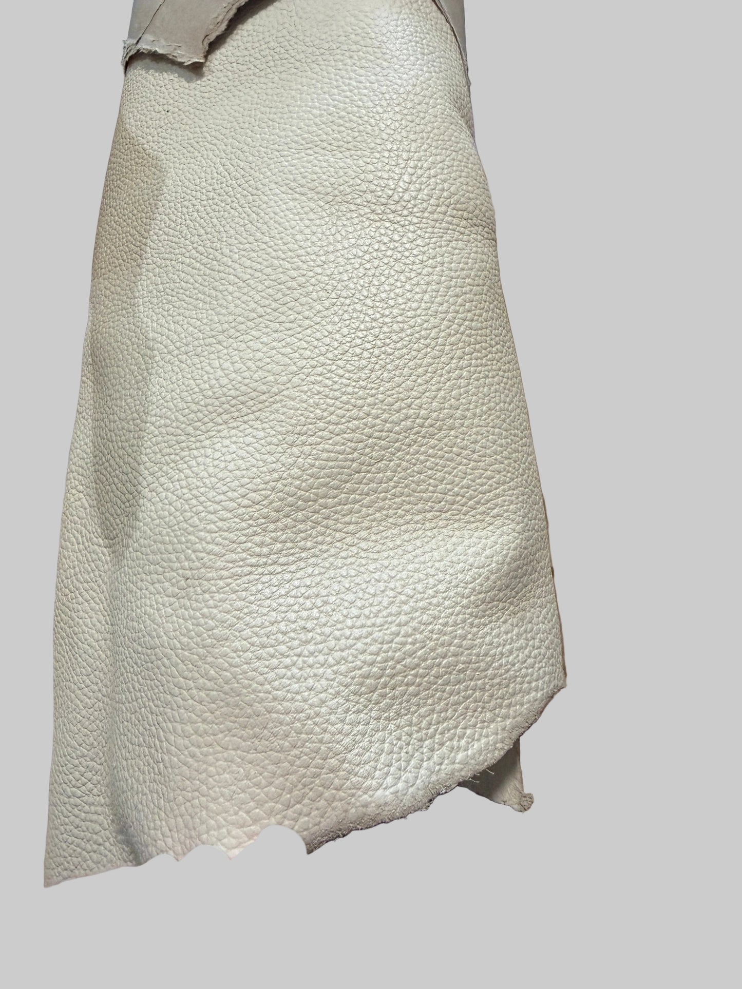 Leather Ivory Italian Pebble Grain Quarter hide