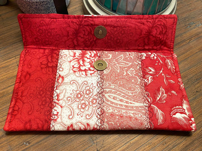 Tote Purse Handbag Patchwork Cranberries fabric 3 Sisters Matching Wallet too