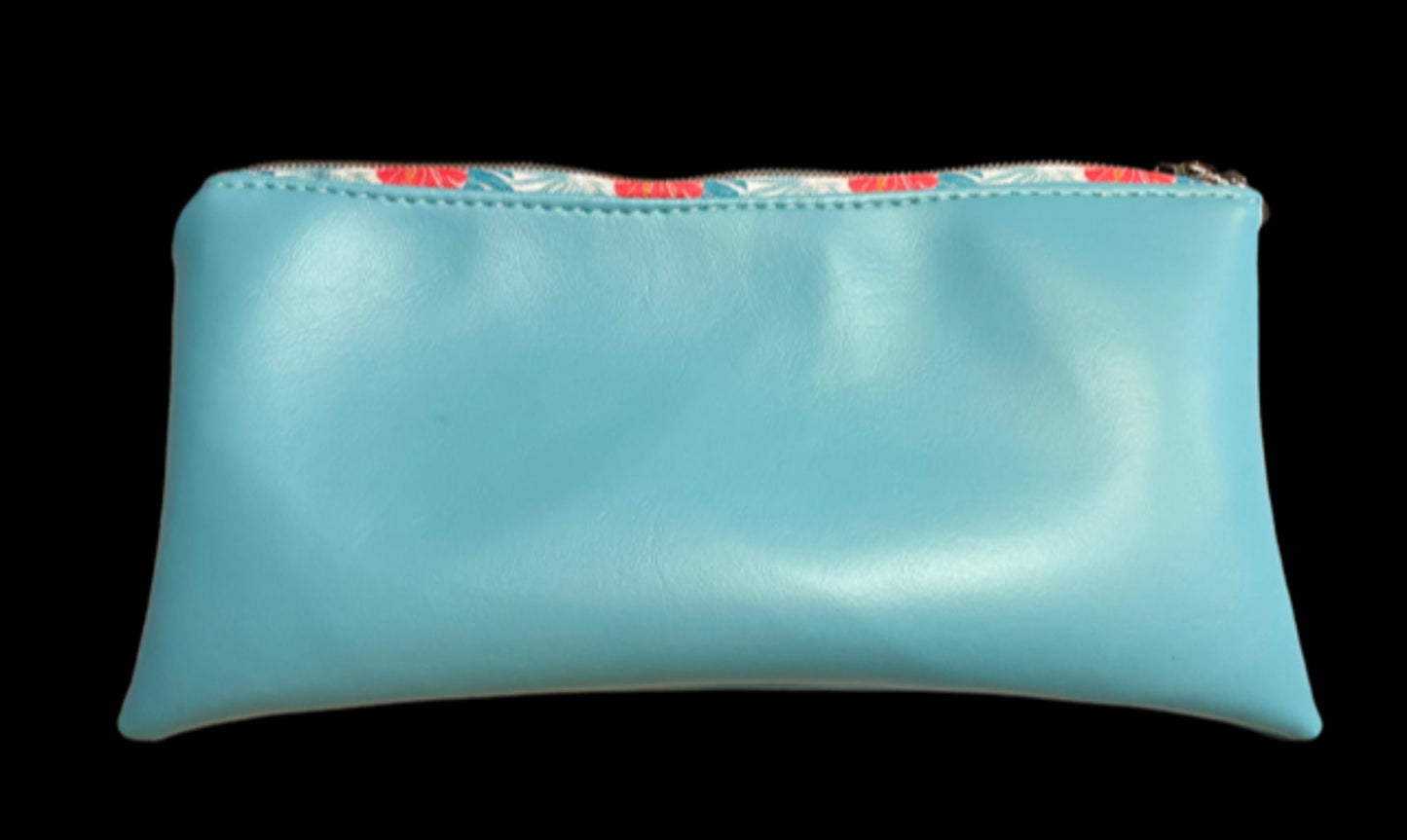 Ready to Ship Ladies Pouch Wallet Zippered Aqua Teal Vinyl