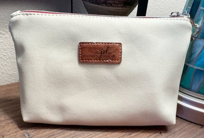 Devon Pouch