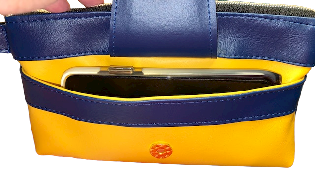 Delmar Organizer Wristlet Blue Yellow